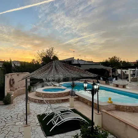 - Holiday home Ubeda (Valencia)